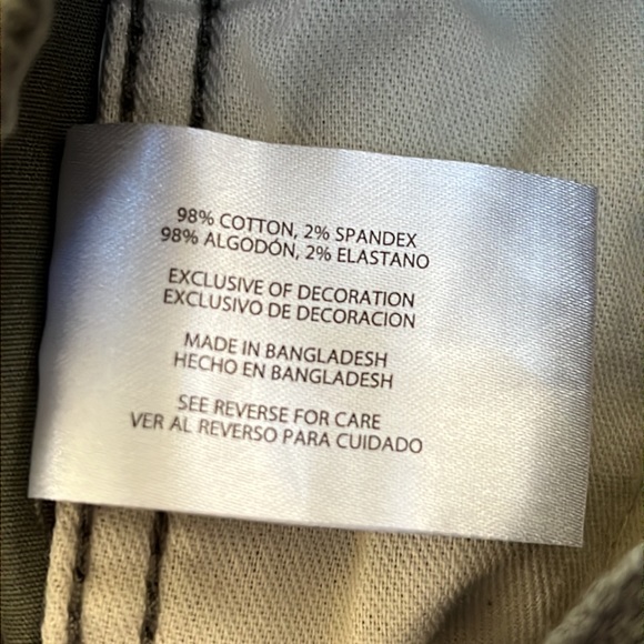 Gap Twill Jogger. Size Large - Picture 7 of 8